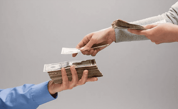 [北京私人借钱]银行消费贷审查混乱 中介造假称有社保就能贷